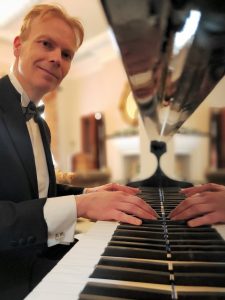 Champagne Reception Pianist